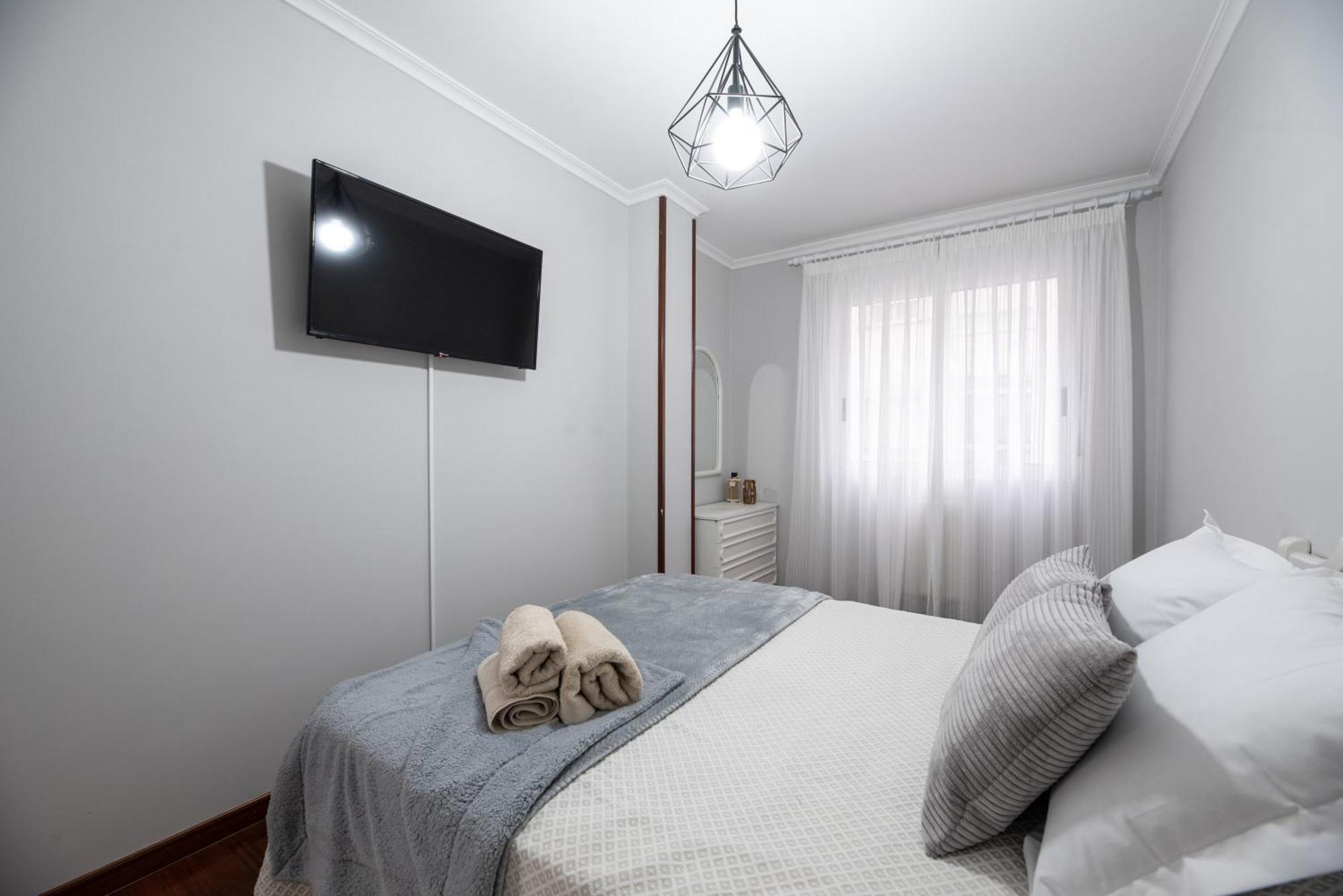 Apartamento Acogedor Centrico モンフォルテ・デ・レモス エクステリア 写真