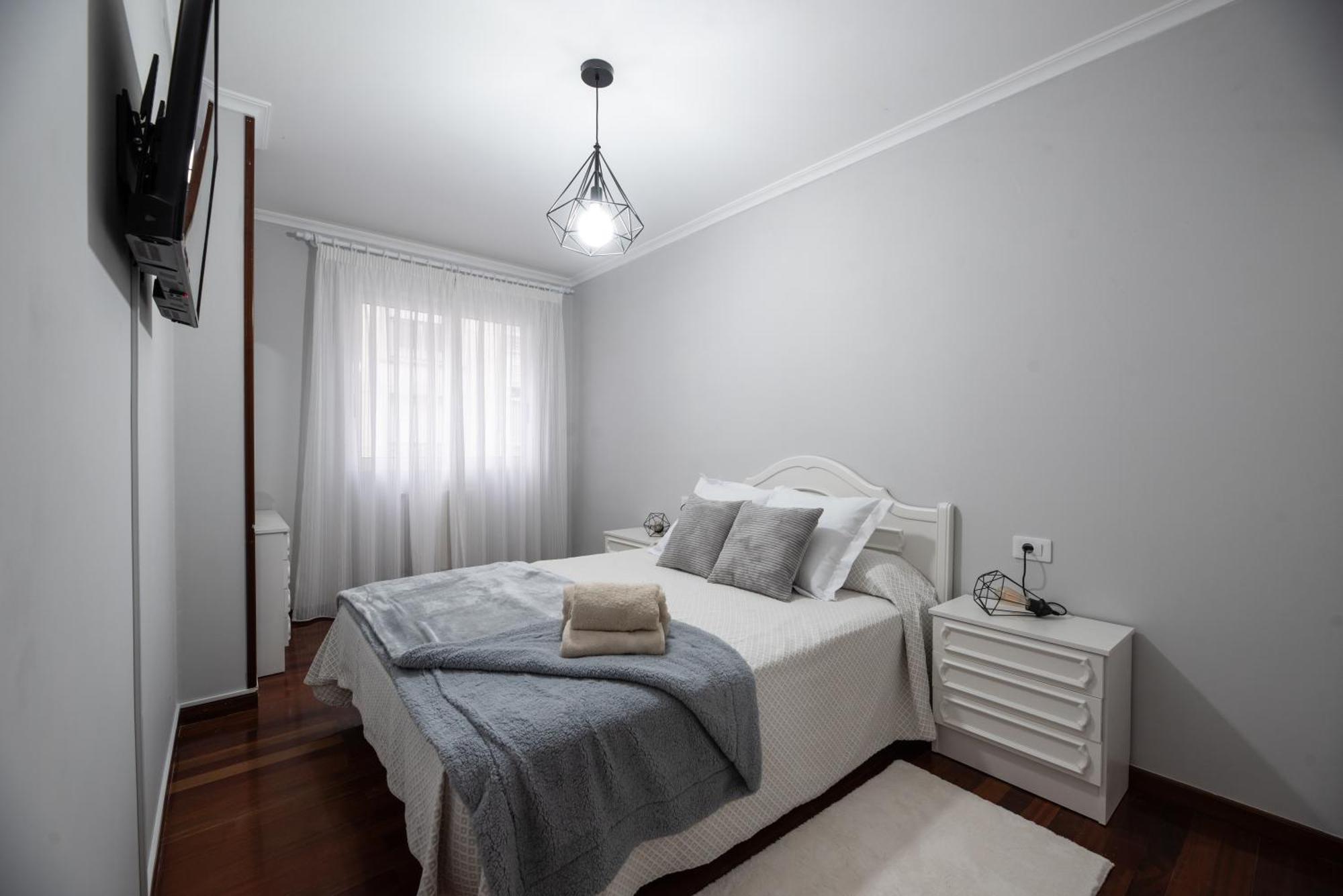 Apartamento Acogedor Centrico モンフォルテ・デ・レモス エクステリア 写真