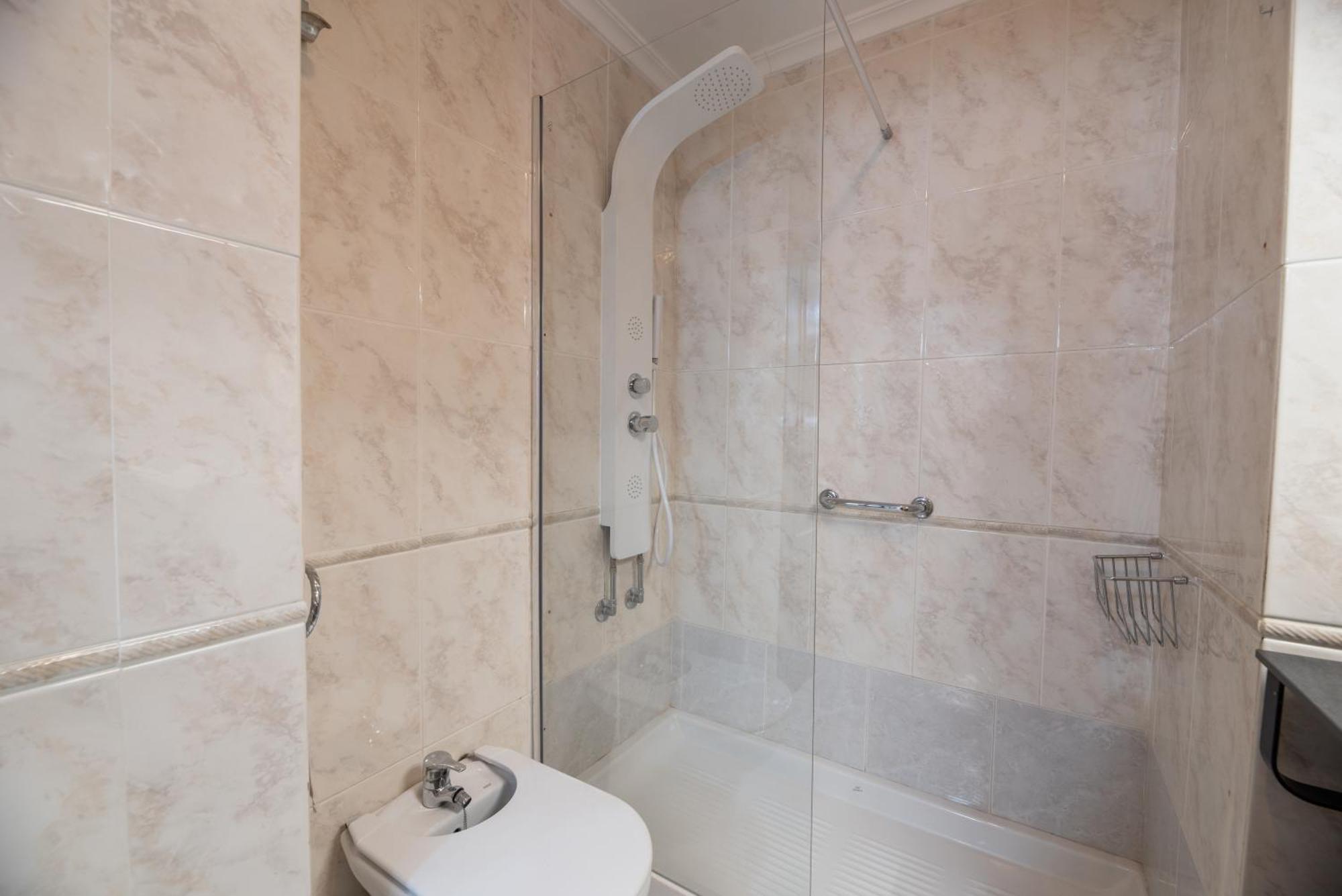 Apartamento Acogedor Centrico モンフォルテ・デ・レモス エクステリア 写真